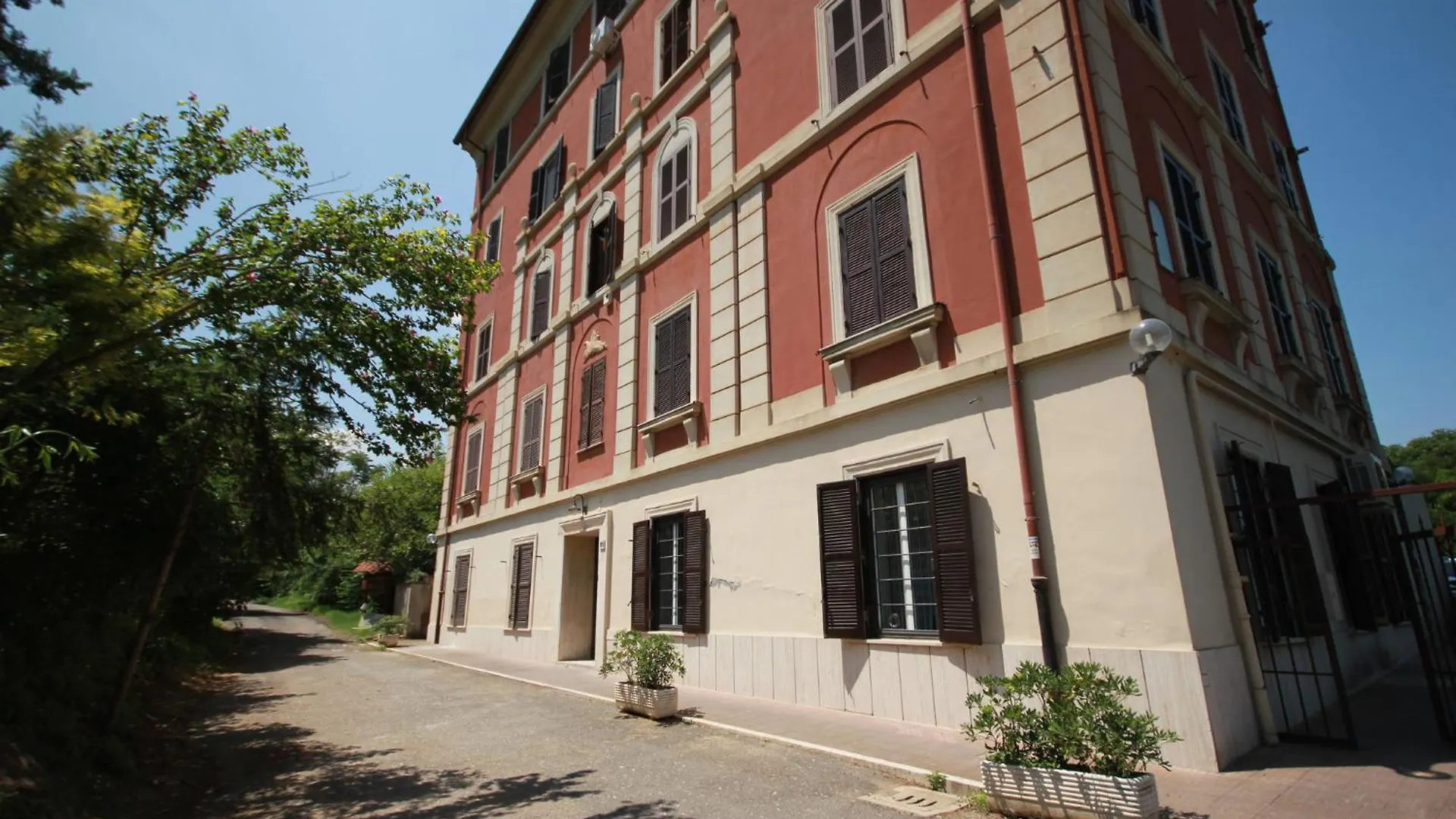 San Peter Vatican City Quiet And Lovely Apartment Rome